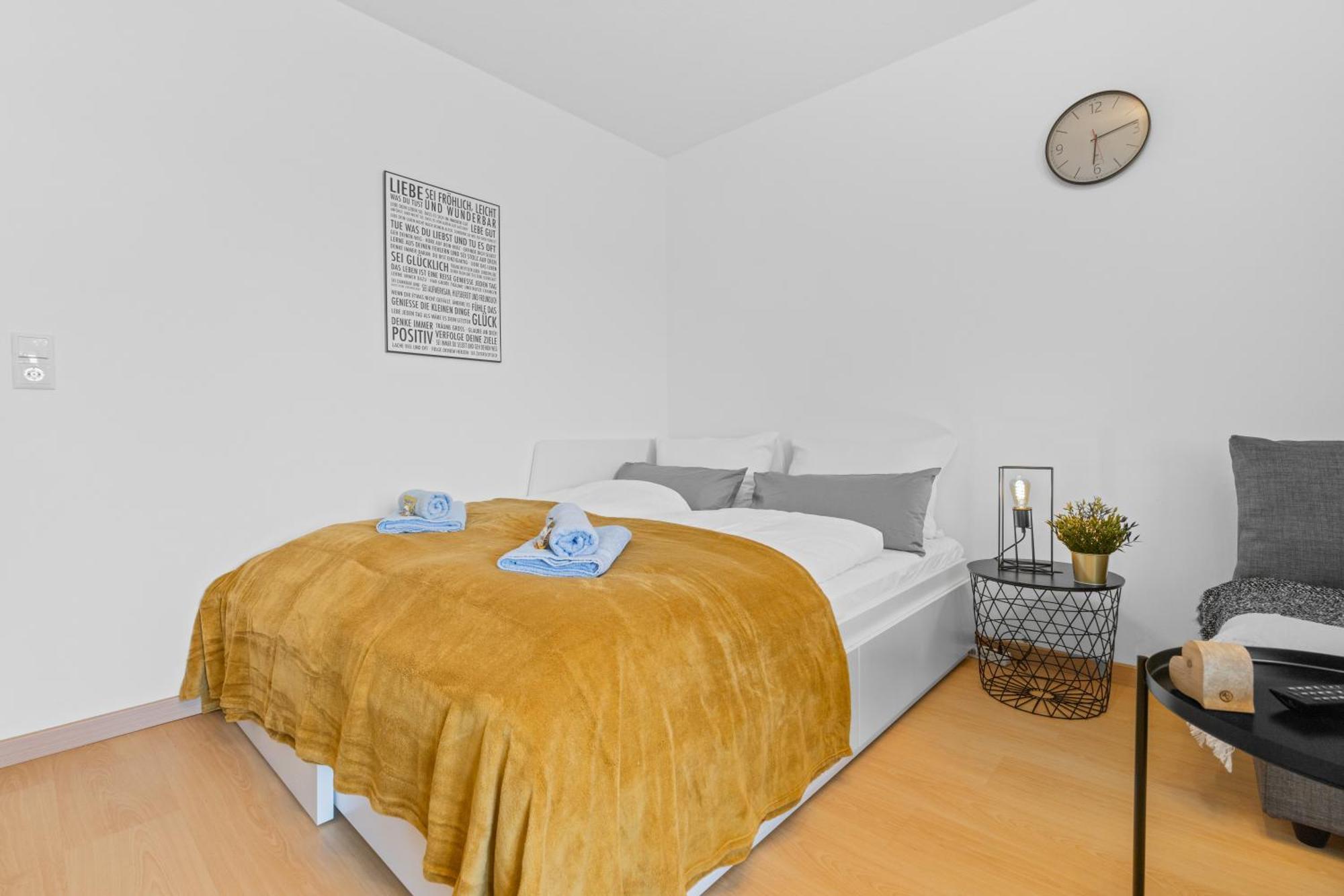 Sonniges City-Apartment Mit Suedbalkon Und Parklatz Neusass Экстерьер фото